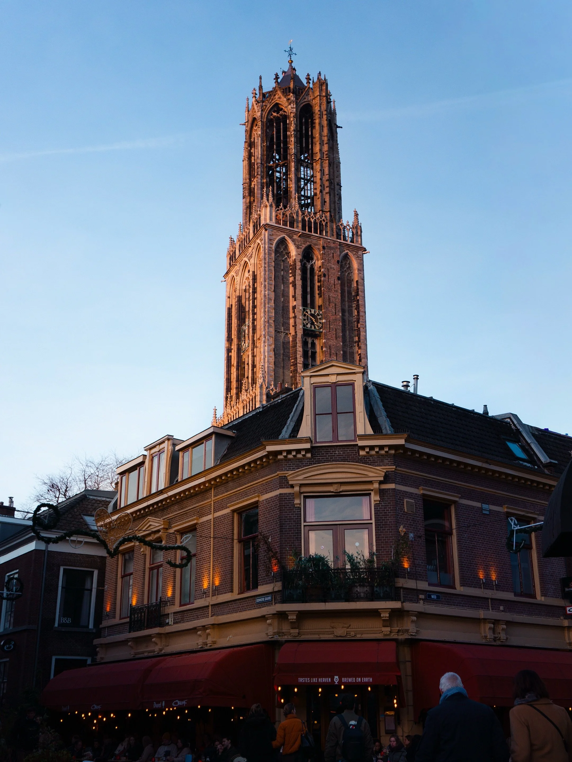 Throwback to a sunny evening in Utrecht a while back.
Much colder than now but just as beautiful!