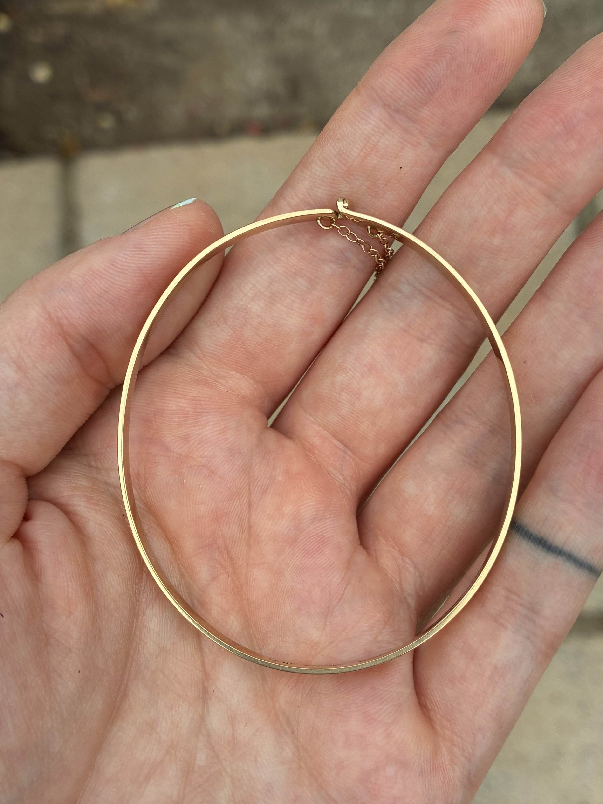 Sprung Bangle side profile