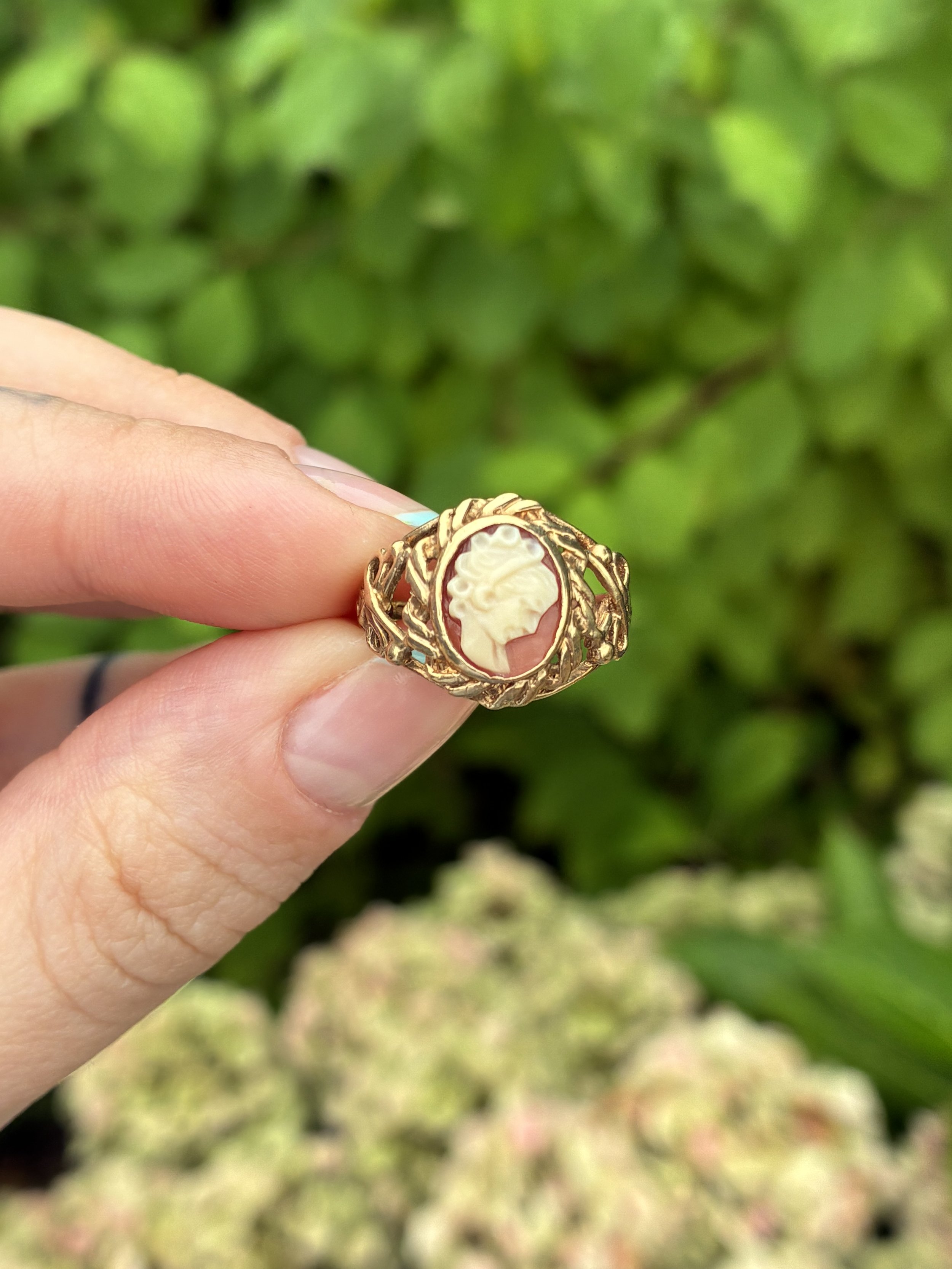 Cameo Ring