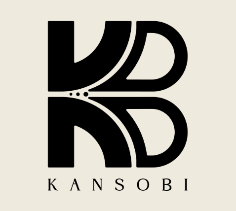 Logo noir avec les lettres KD stylisées et le mot 'KANSOBI' en dessous.