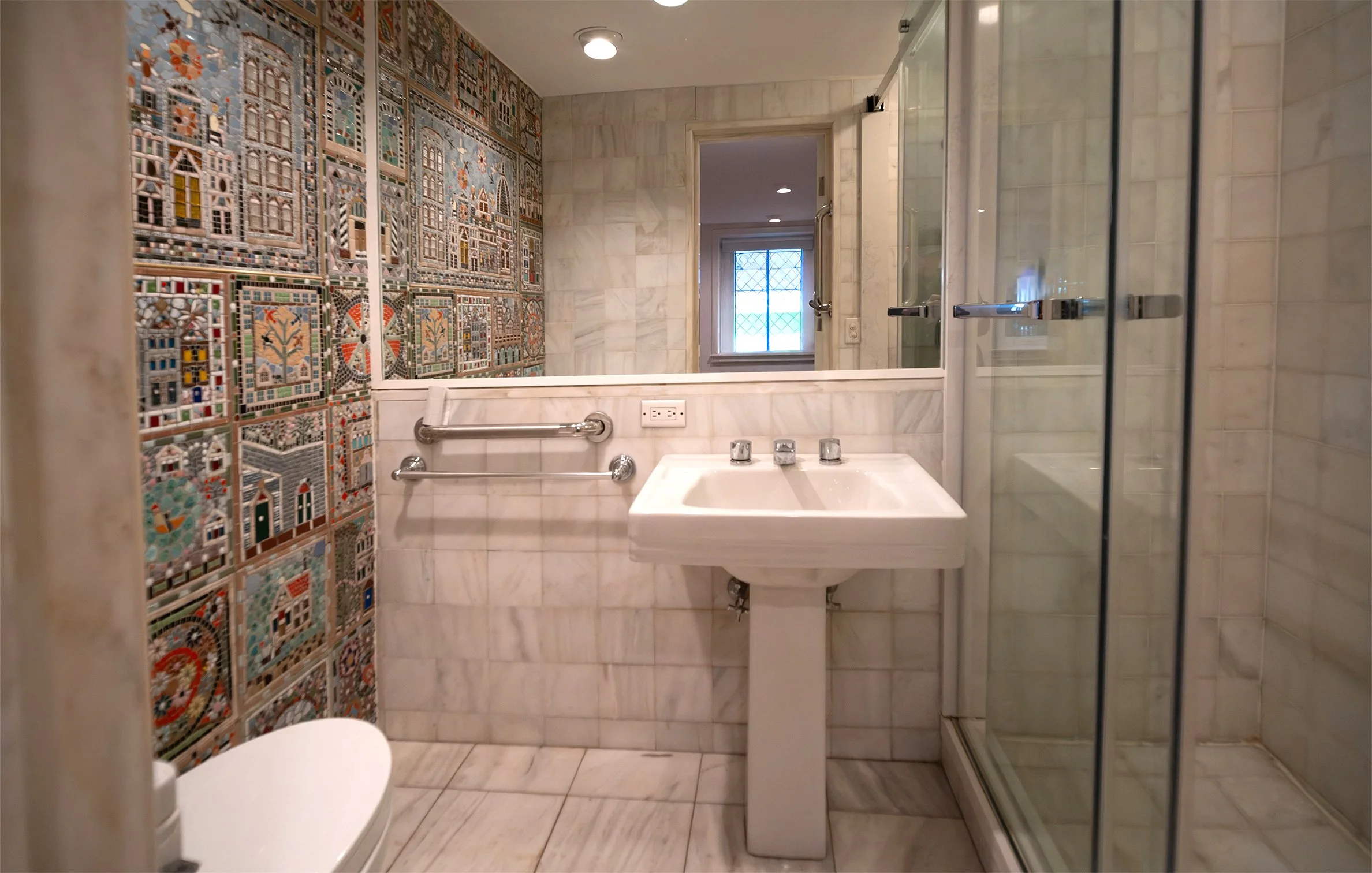 13_First Fl bath copy.jpg