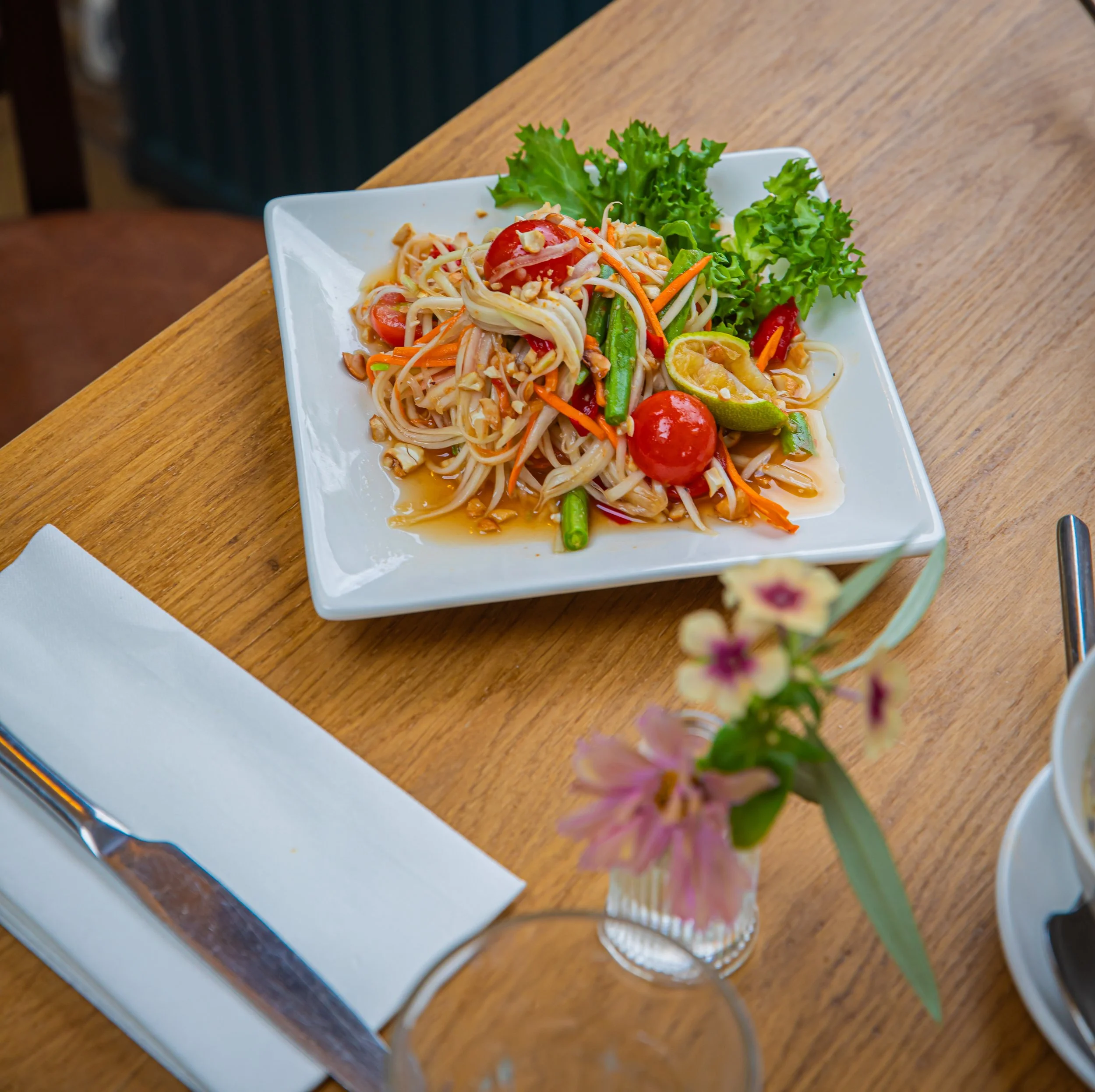 Hand and Flower Food Shots-13.jpg