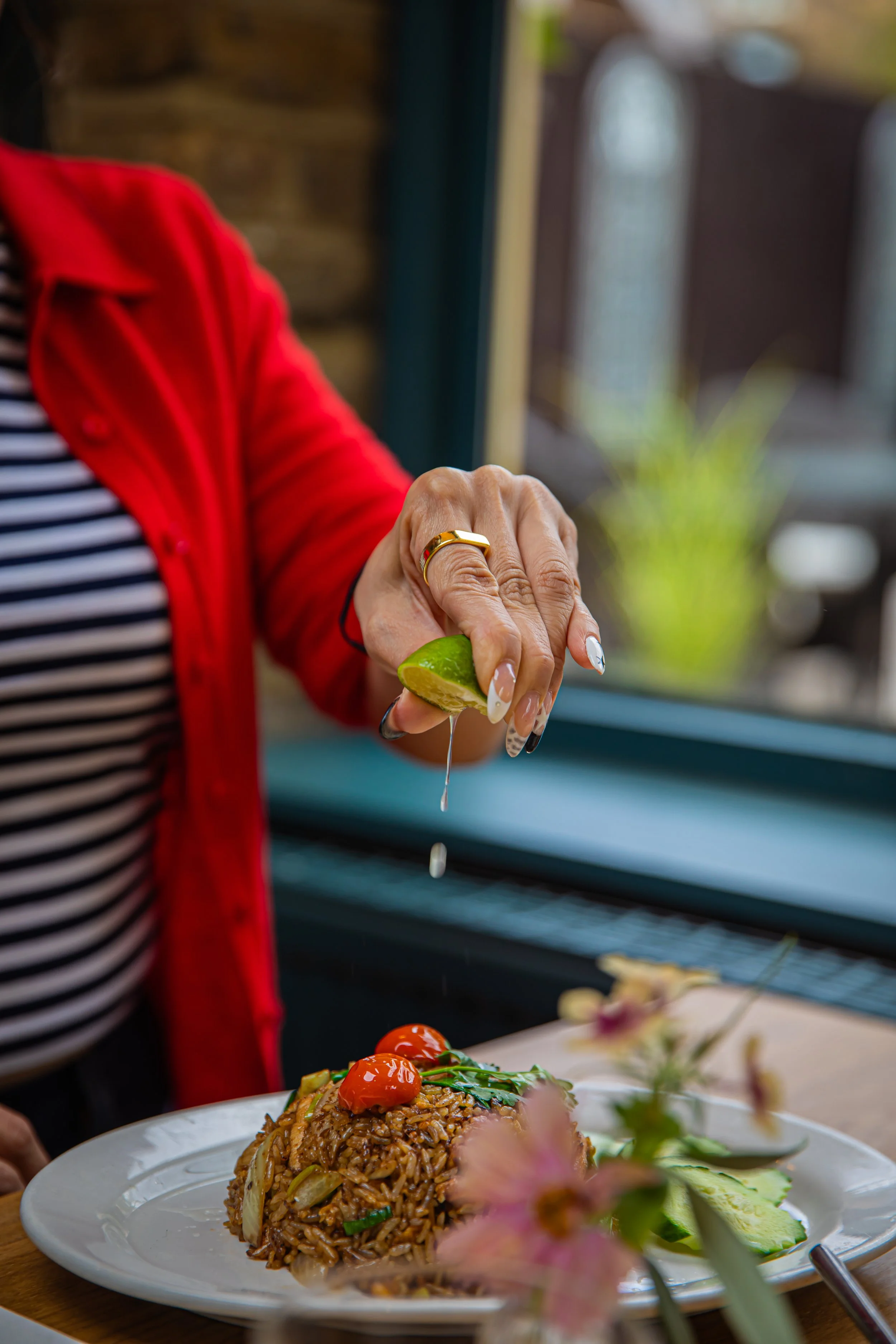 Hand and Flower Food Shots-21.jpg