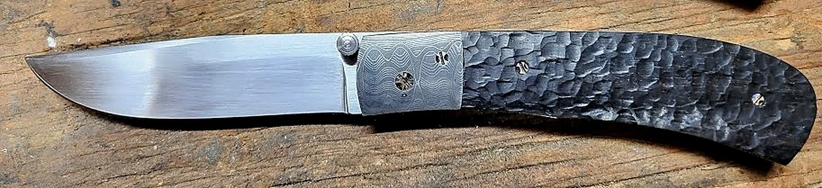 Jigged African Ebony Liner Lock Folder