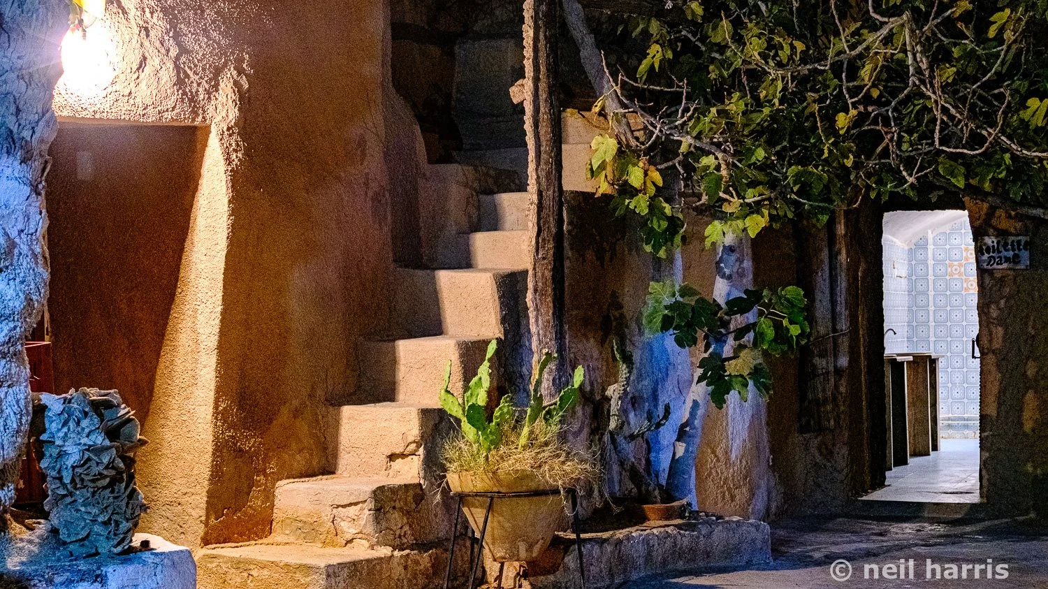 Courtyard, Hotel Matmata, Tunisia