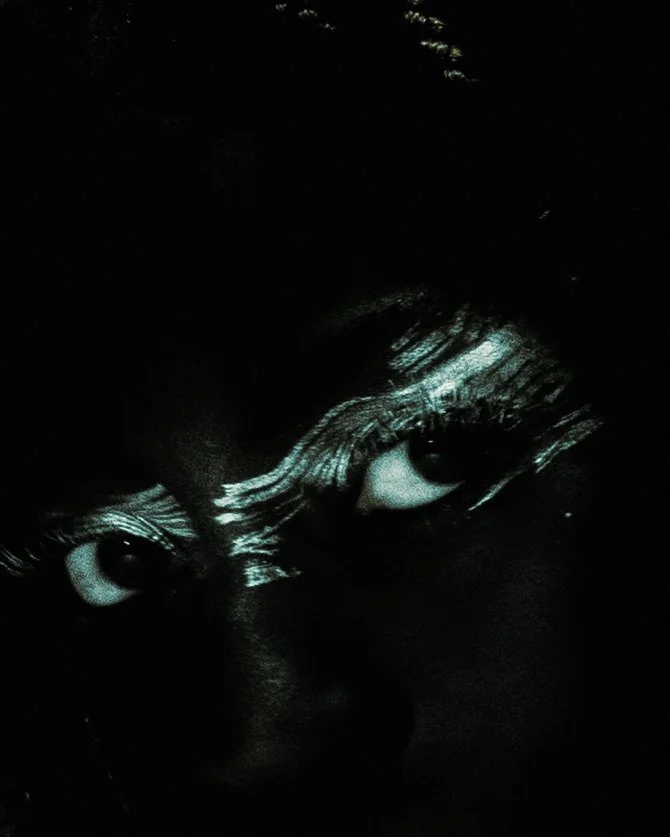 Solace editorial for Glam Cult Magazine. Silver detailed brush stroke eye look created by Kinga