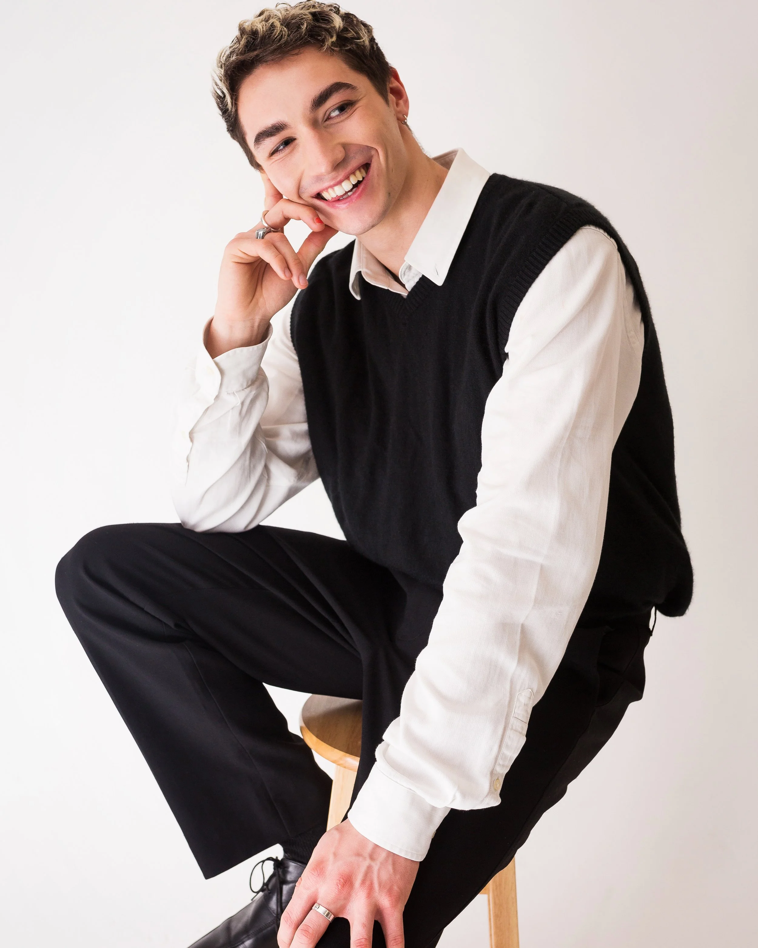 Soft enhancing magic that works men too.
Soft focus complexion with soft refined detailing. Beauty makeup by Kinga for skincare or other campaigns.