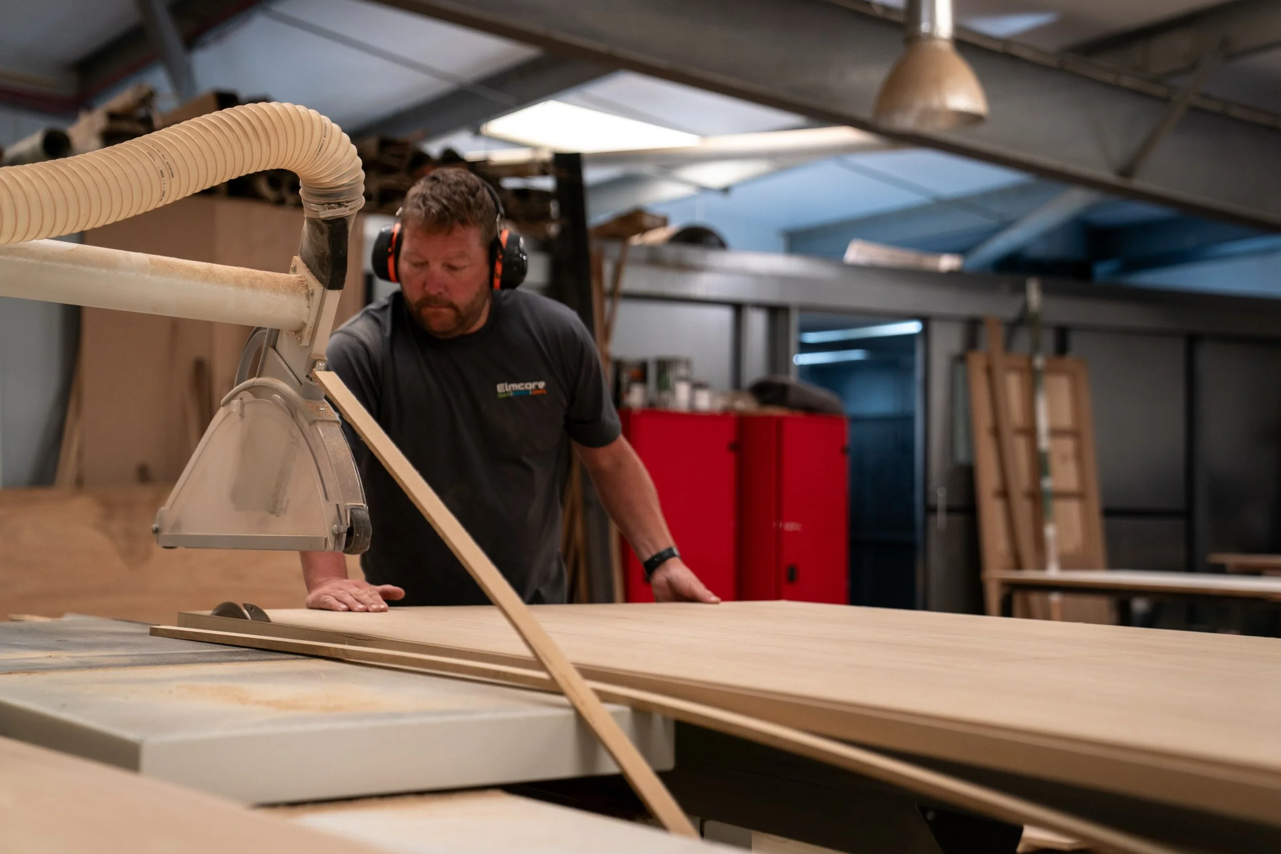 I&rsquo;m Matt, 
I&rsquo;ve spent 20+ years working across domestic and commercial projects, specialising in hospitality refurbishments. 
From family homes to full commercial fit-outs, I bring the same care and precision to every job, no matter the s
