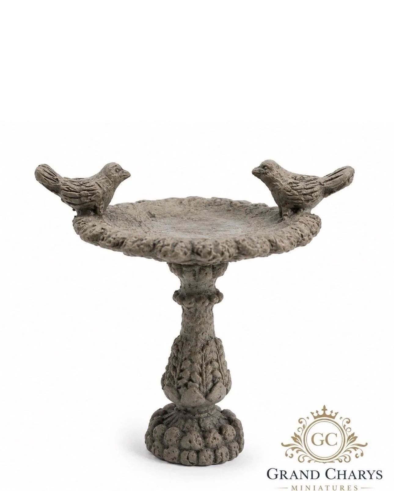 1:12 Scale Miniature Bird Bath with Birds | Dolls House Garden Ornament, Resin Decor