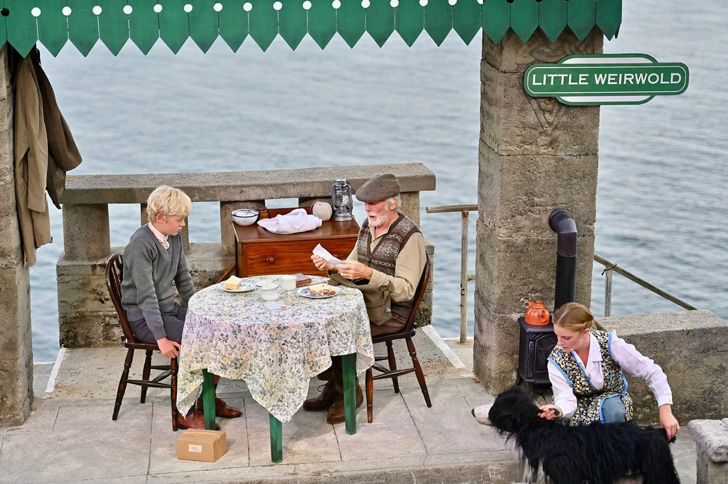goodnight-mister-tom-house.jpg