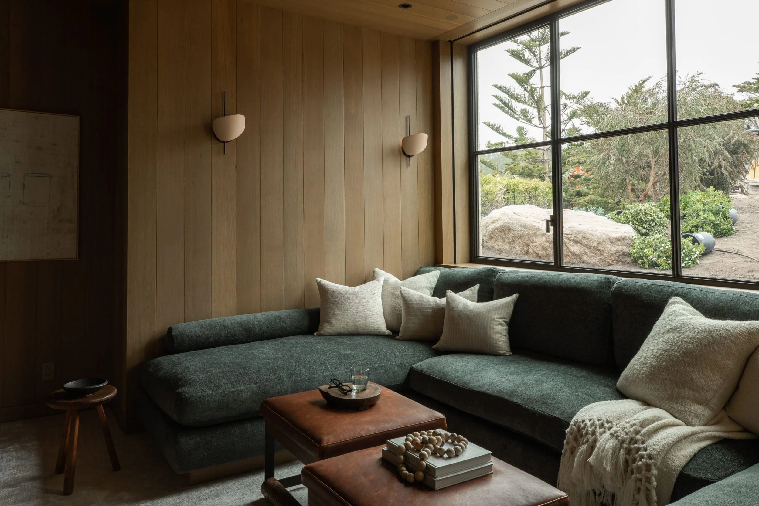 Amber-Interior-Design_Views-So-Pleasing-Never-Leaving_Los-Angeles-California_04-min.jpg