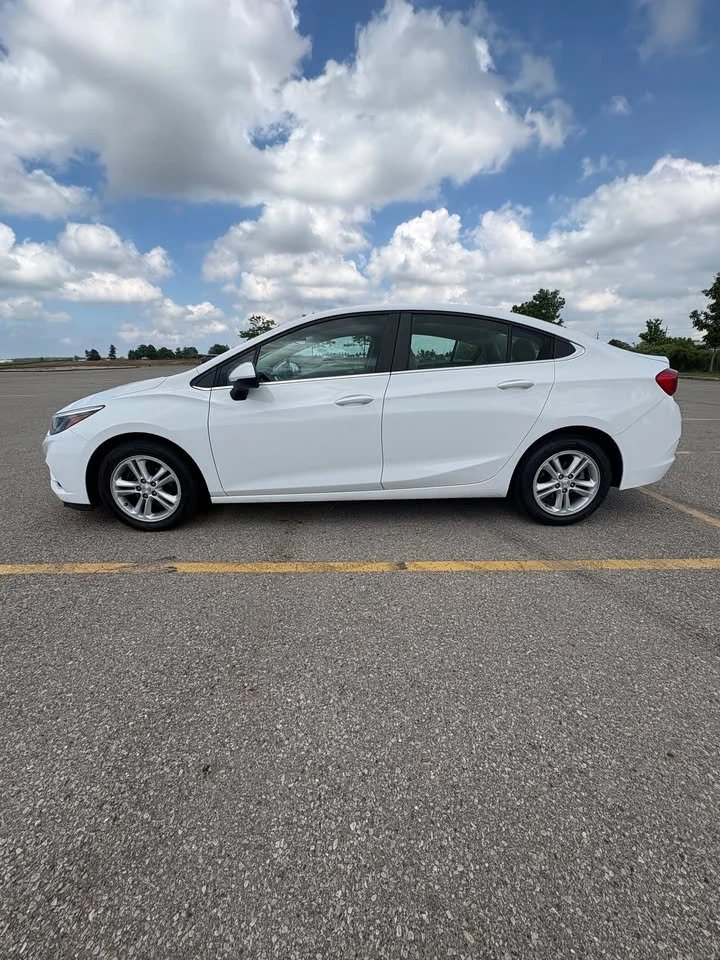 2017 Chevrolet Cruze LT