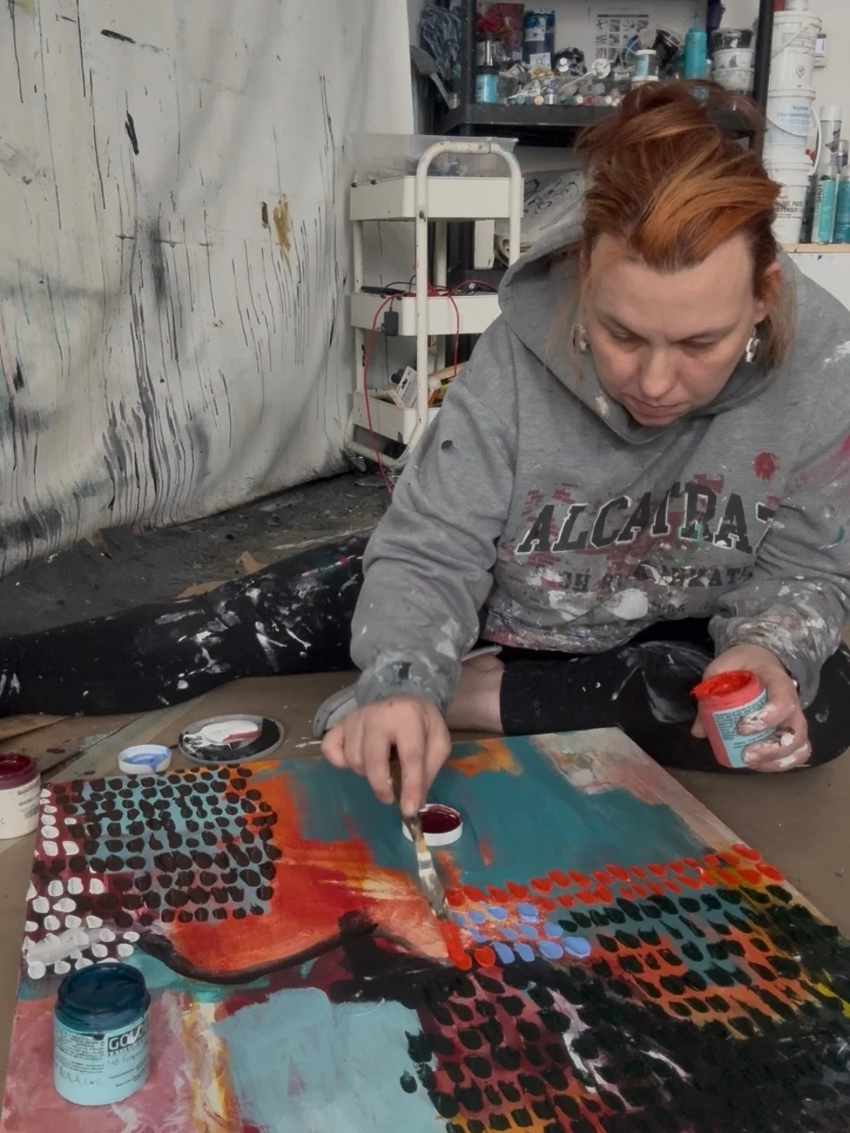 Today was a nice winter day in the studio. Ambient light is reflecting into the space, off the snow, perfectly. 

This is my happy place. Don&rsquo;t wake me. 

#amandakoss #artstudio #contempoaryartist #workinprogress #michiganartist