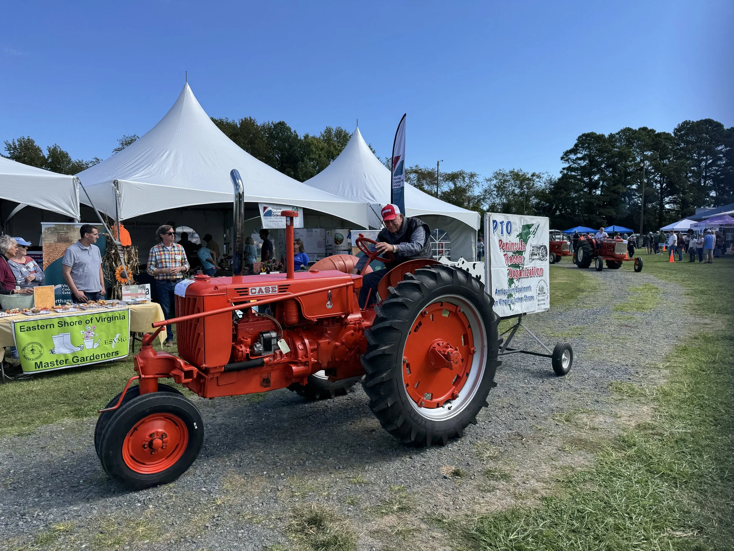 tractor.jpg