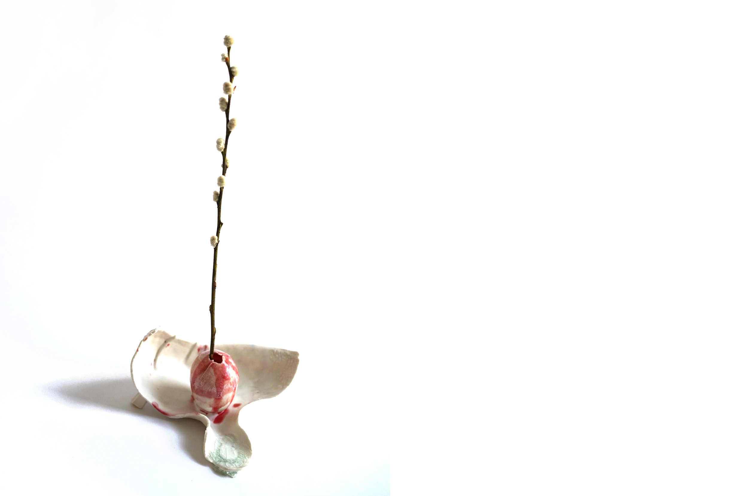 Untitled #3.
Porcelain/ cotton and linen remnants.