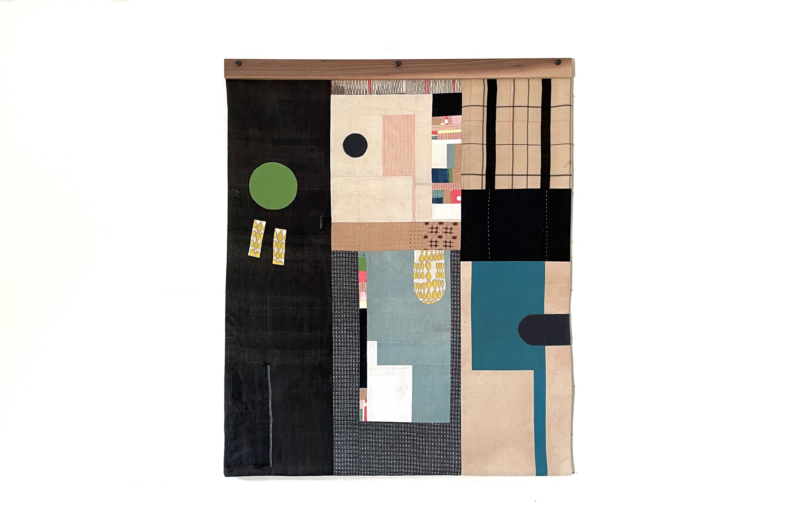 Aether
Cotton/linen/ramie/vintage silk/wool/various remnants.
36 X 43 inches.