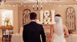 COUPLE.jpg