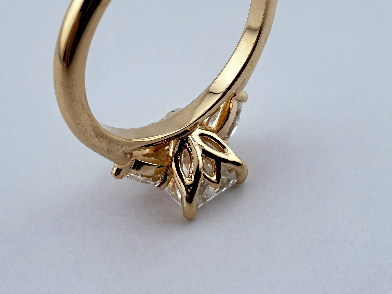 yellow-gold-unfinished-gallery-close-up.jpg.jpg