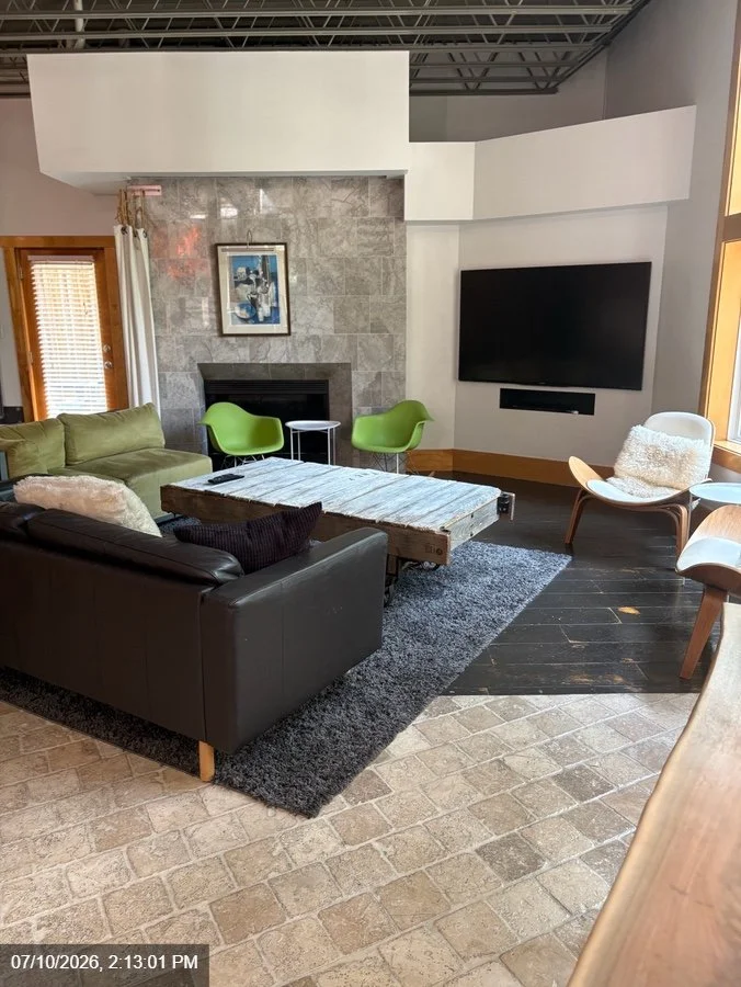 Clean commercial lounge and common area maintained by In and Out Cleans in Central Indiana