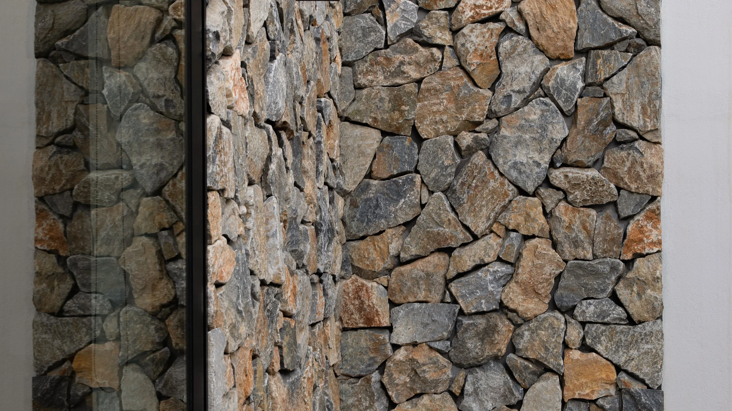 Stone wall finish for a construction project in Athens Greece