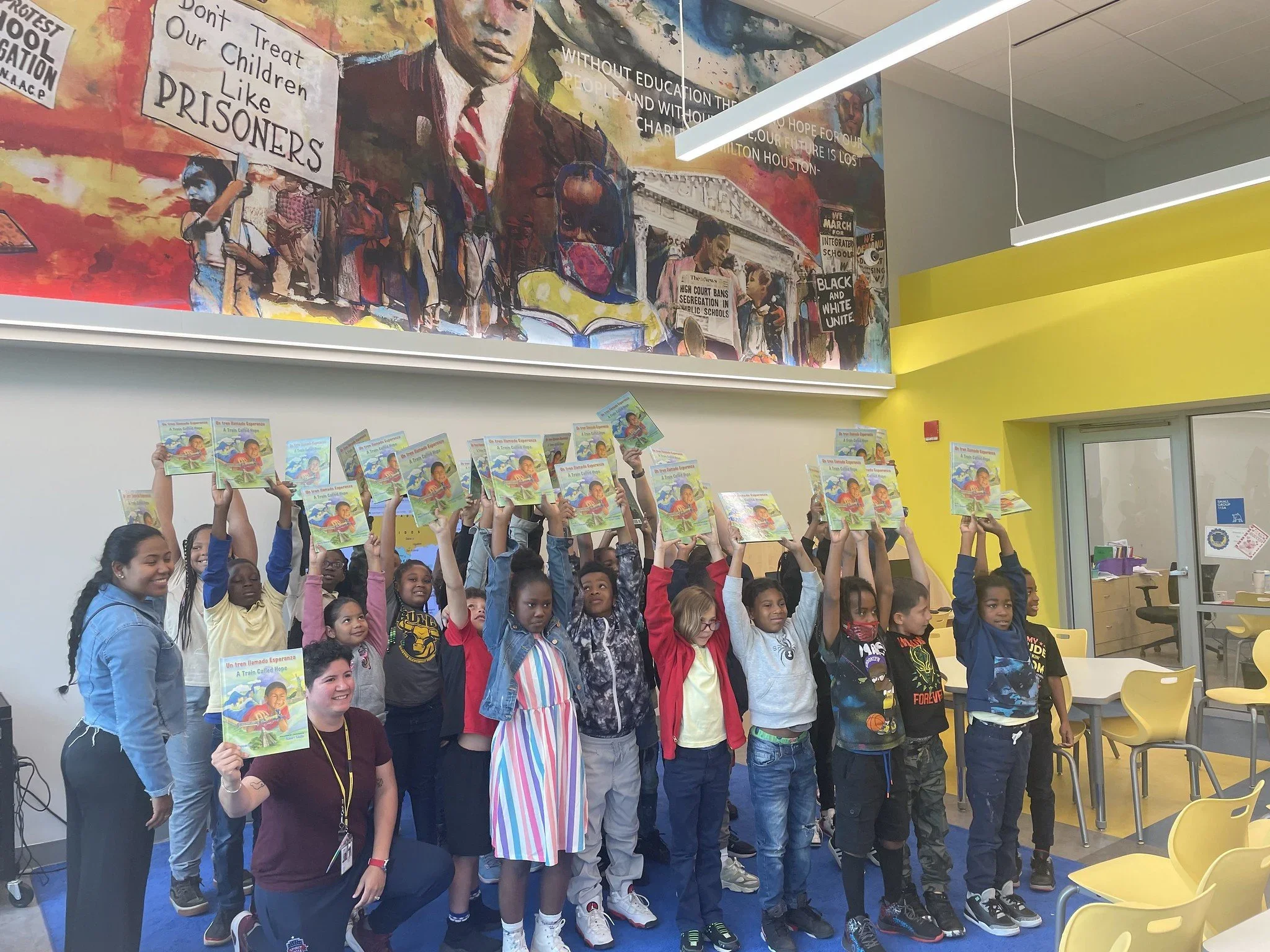 Mario Bencastro Visits Houston Elementary