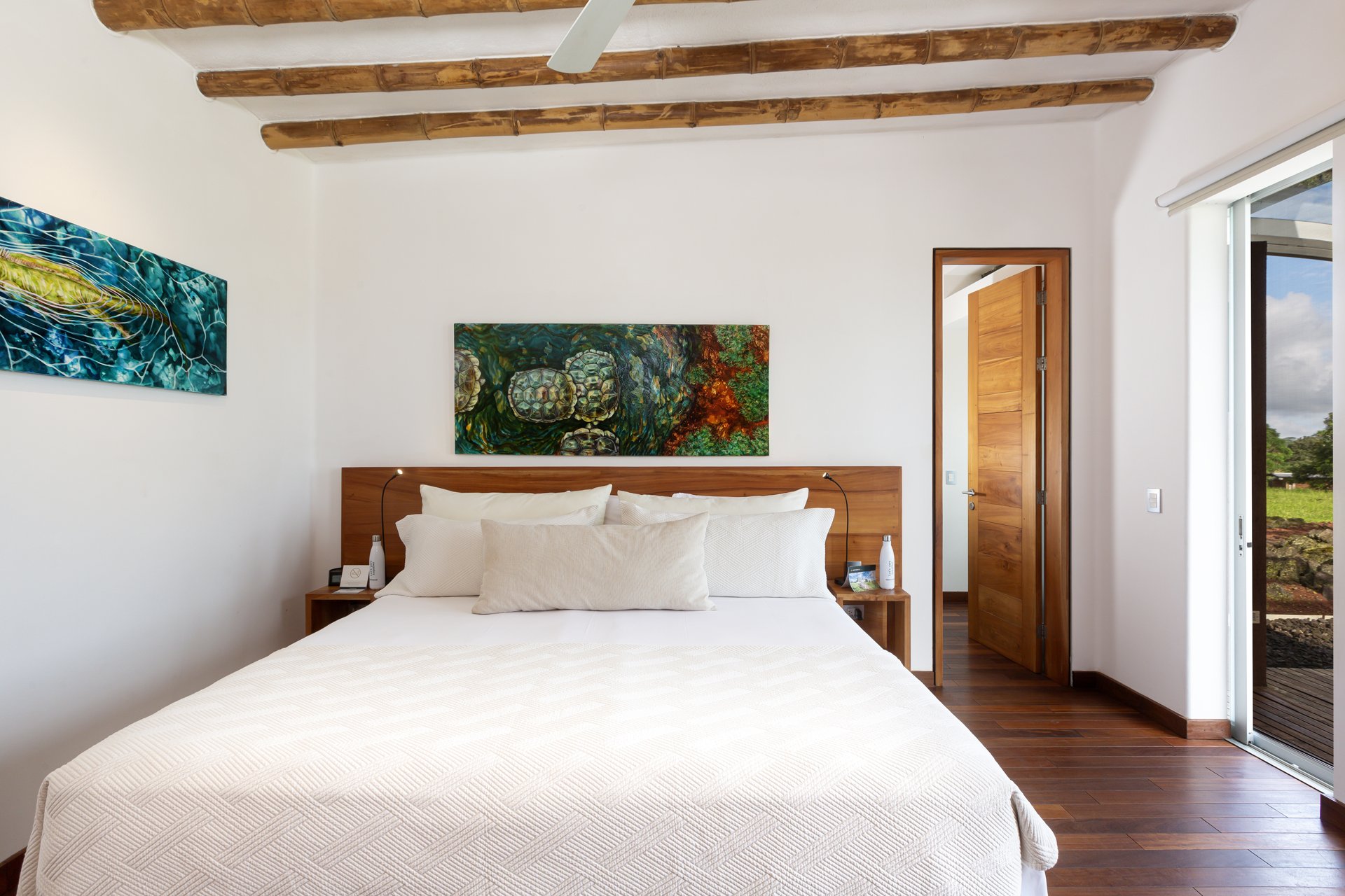 Montemar Eco Luxury Villas, Galapagos (12).jpg