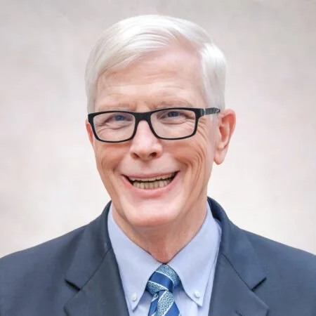 The Hugh Hewitt Show...About the Show
Driving America Home! 3pm to 6pm, Eastern (Monday-Friday) So it’s no easy task to wake up an entire nation,  but Hugh Hewitt is a broadcast pro who does it with ease. 