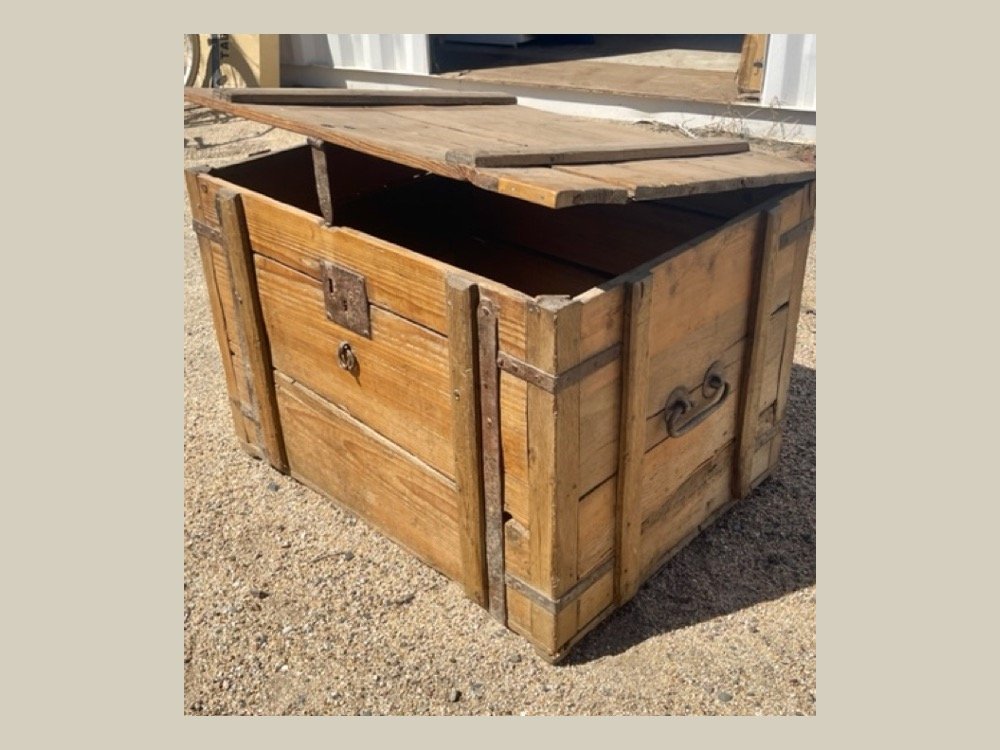 Grain Trunk ANTQ 7.jpeg