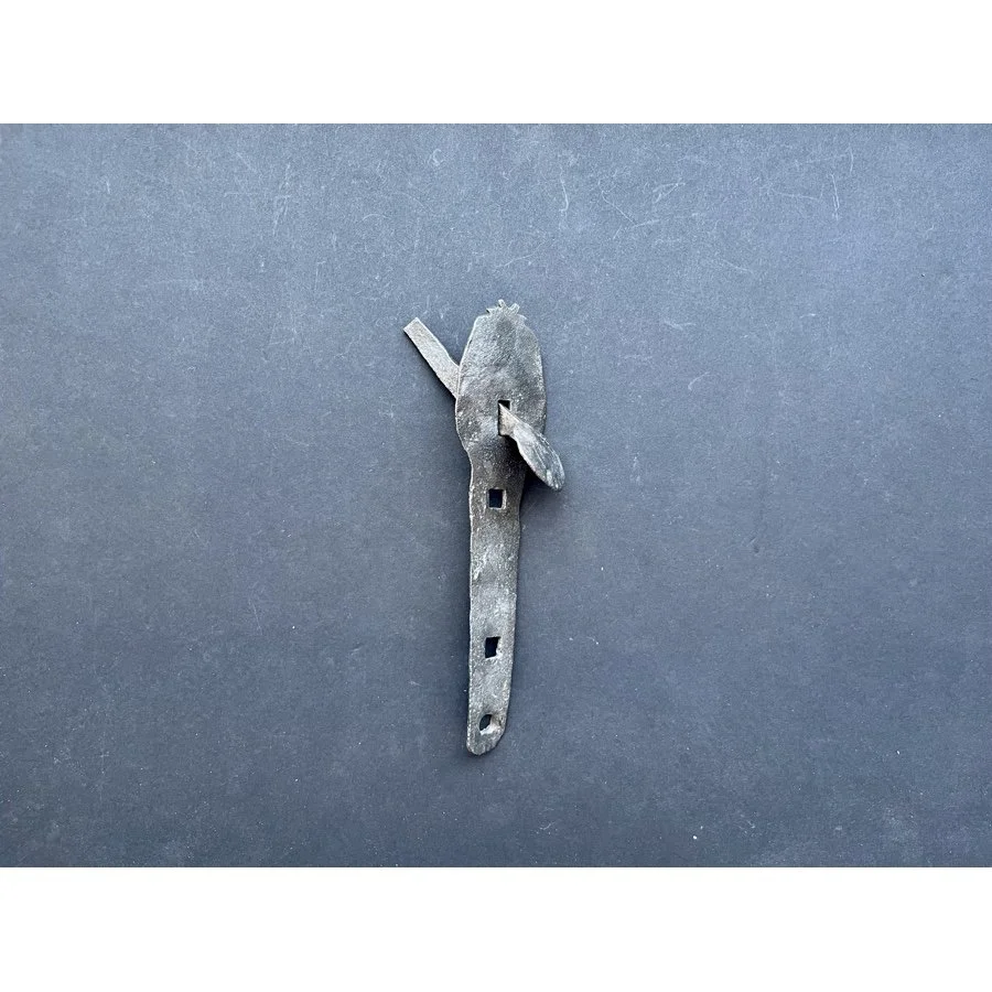 ANTIQUE THUMB LATCH