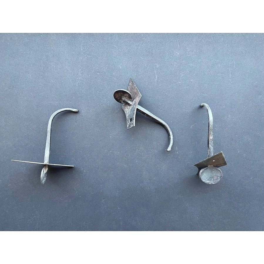 ANTIQUE THUMB LATCH