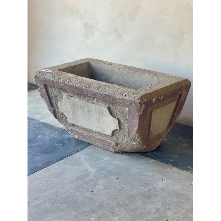 ANTIQUE PLANTER