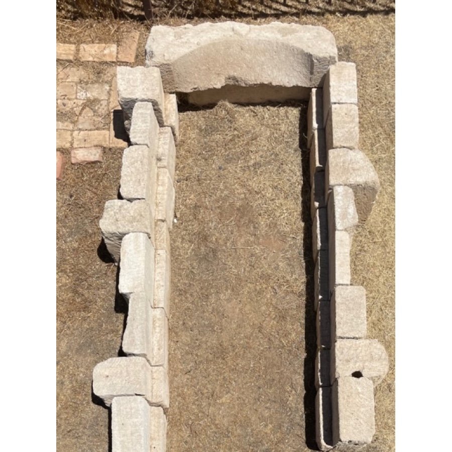 ANTIQUE DOOR SURROUND