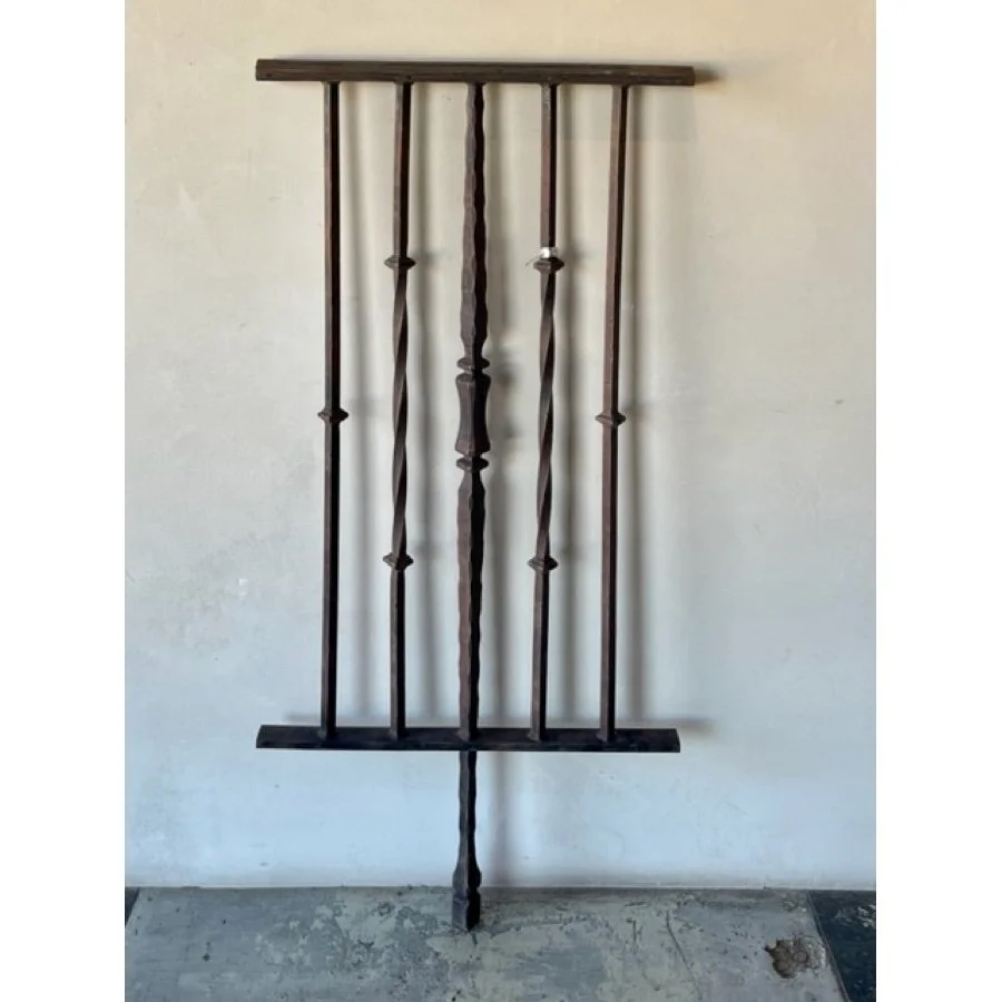 SAMPLE WROUGHT IRON HANDRAIL