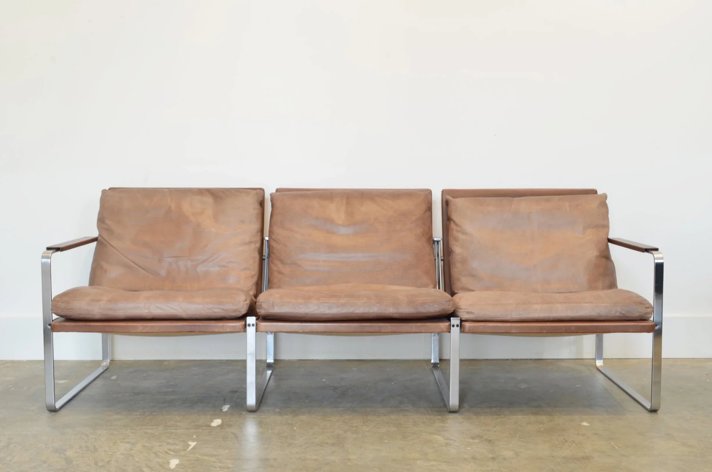 Fabricius and Kastholm Leather Sofa ANTQ 1.jpg.webp