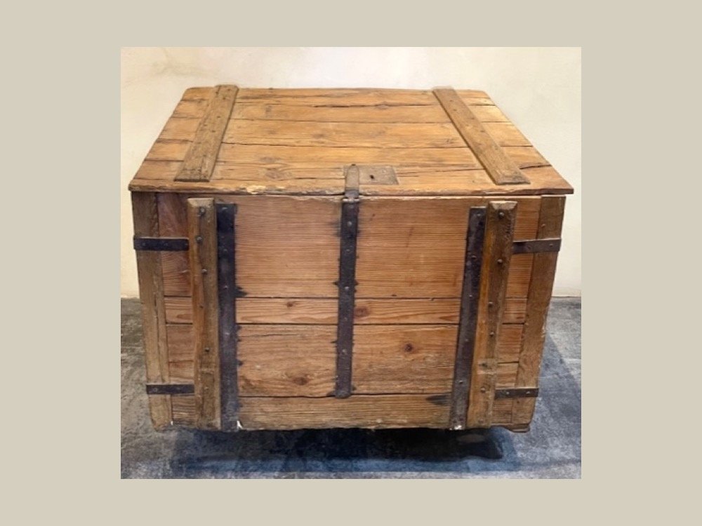 Grain Trunk ANTQ 3.jpeg