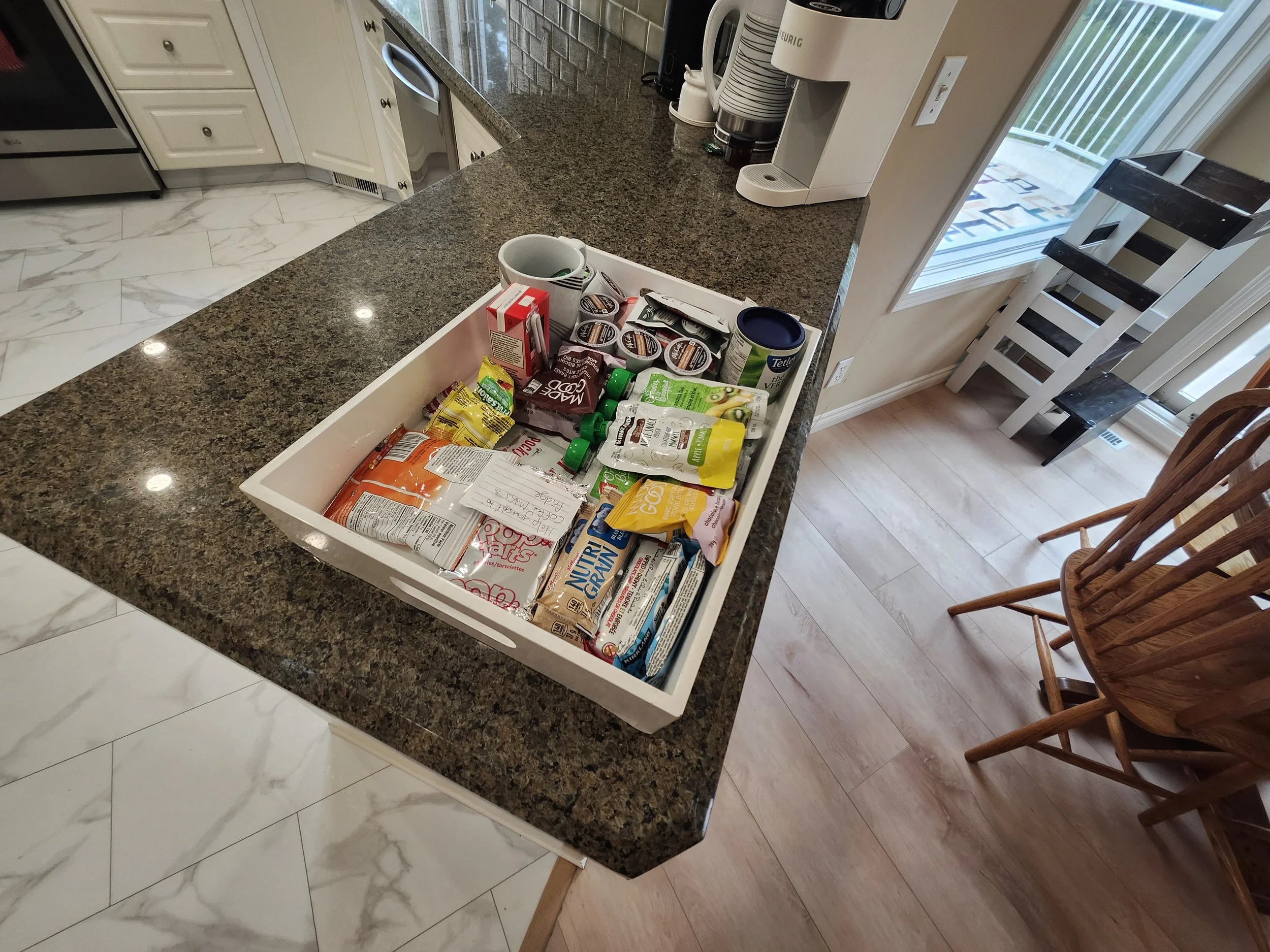 Kirstyn Richards Complimentary Drinks and Snacks