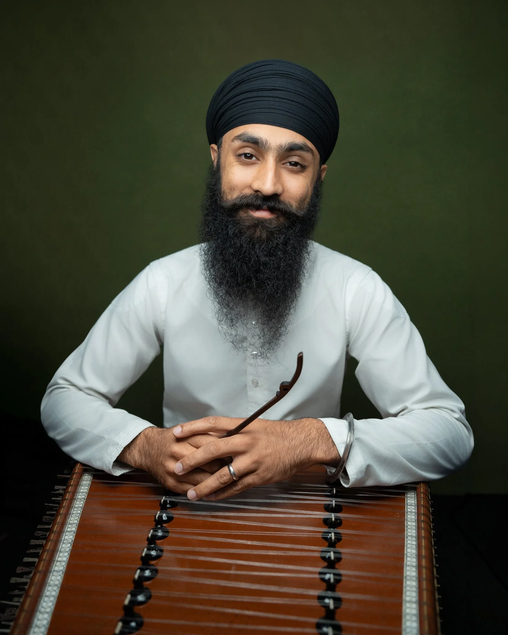 Eeshar – Musician