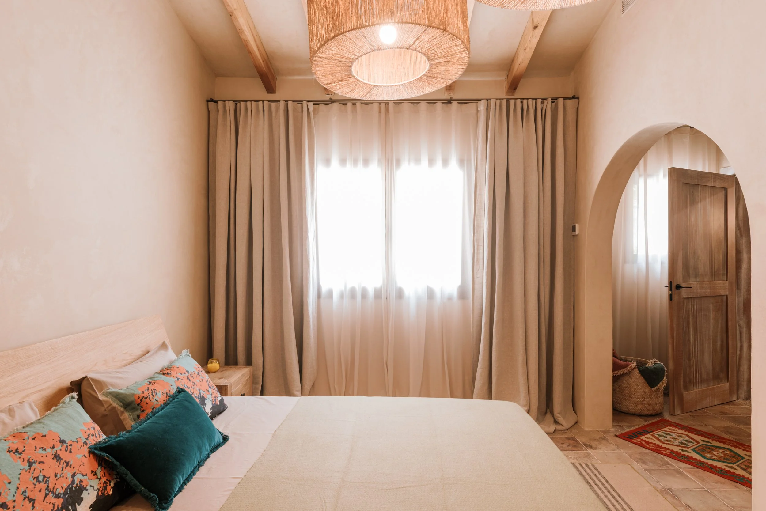 Guest bedroom
