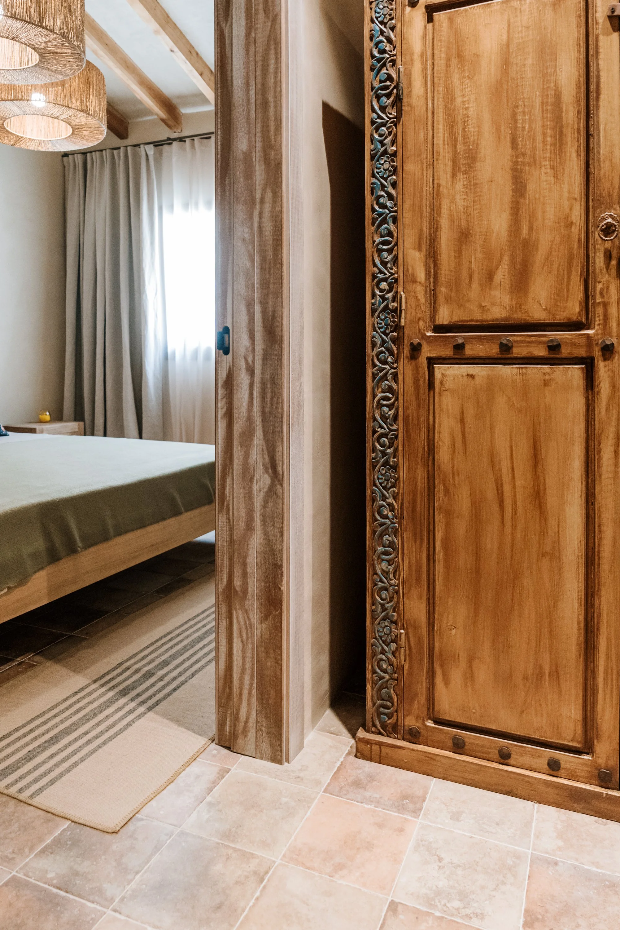 Guest bedroom