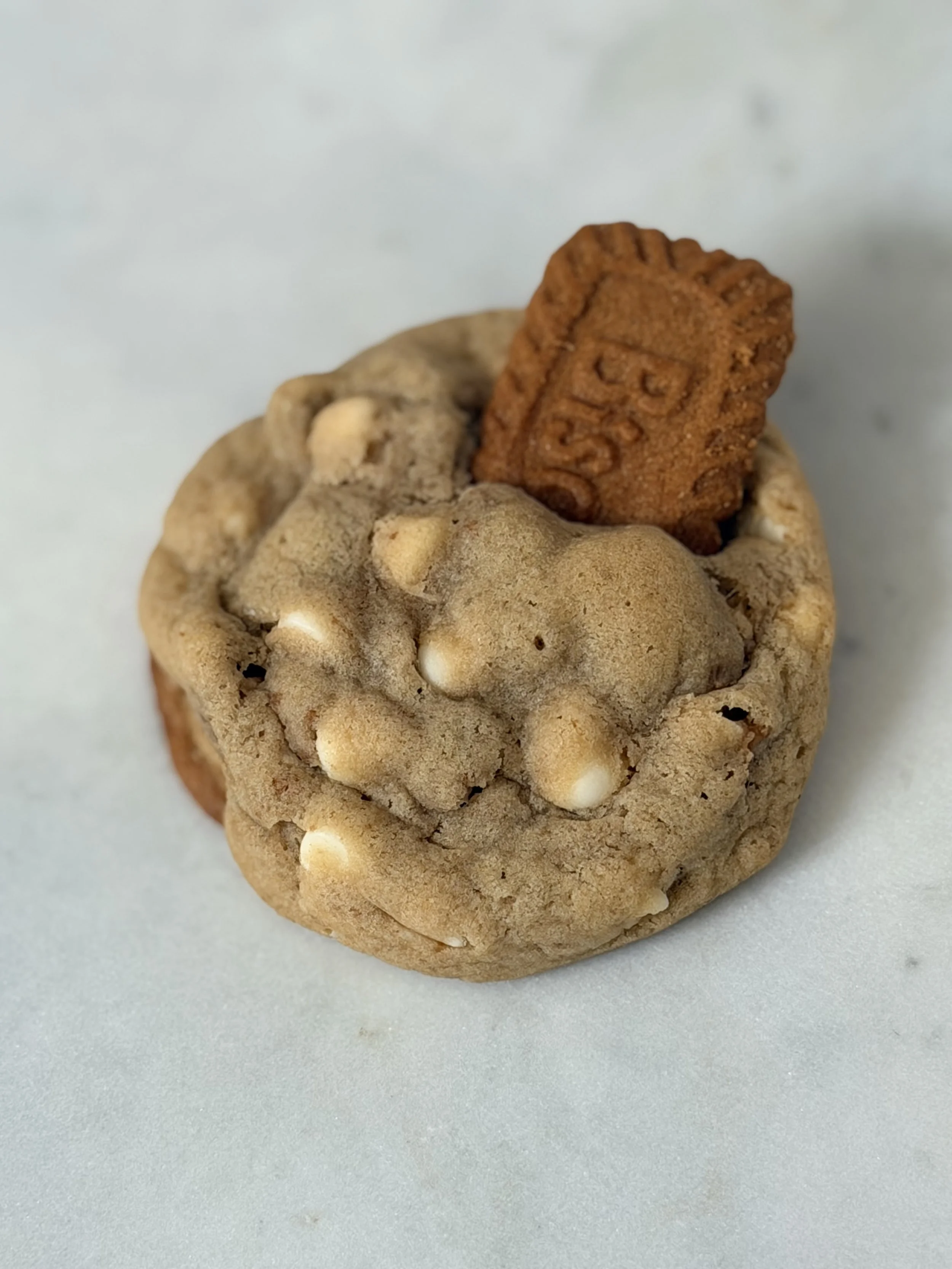 Cookie Butter Stuffed Biscoff Cookie