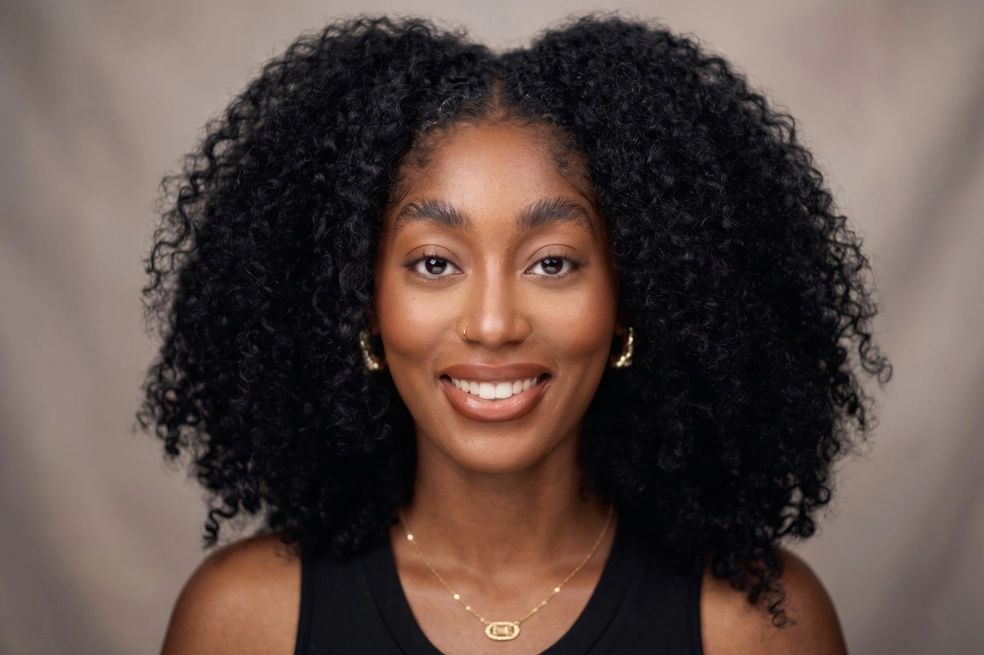 Portrait of a Maia Laneè, beauty entrepreneur and business consultant.