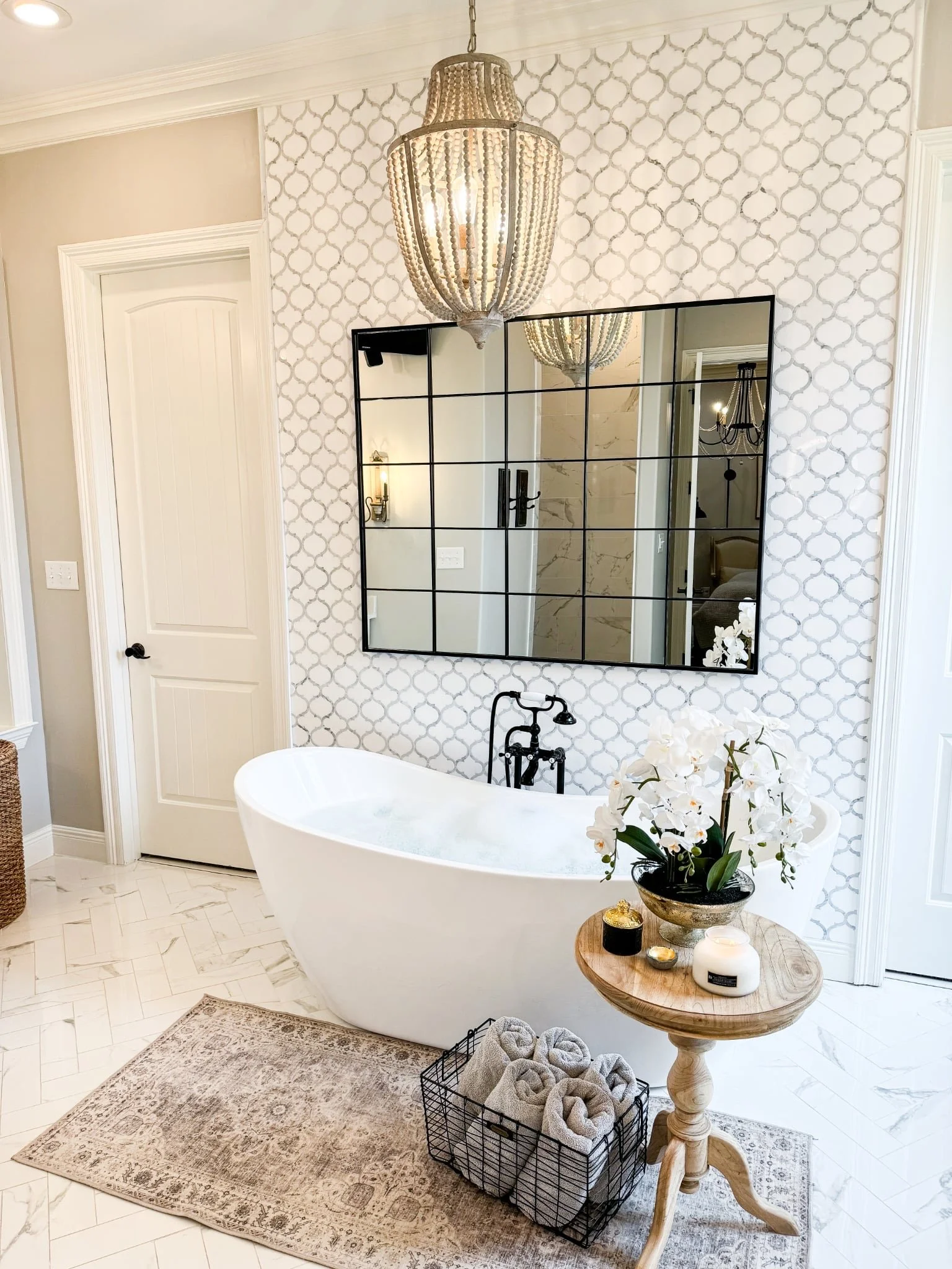 SPA-INSPIRED LIVING (BATHROOM COLLECTION)