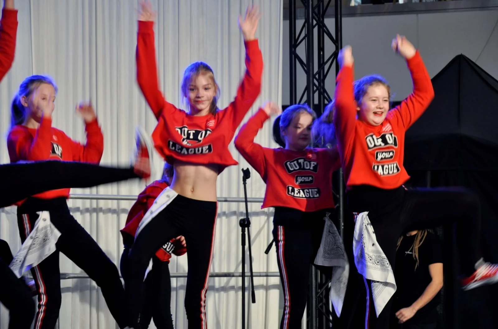 kinderkurs-zuerich-tanz-jazz-dance.jpg