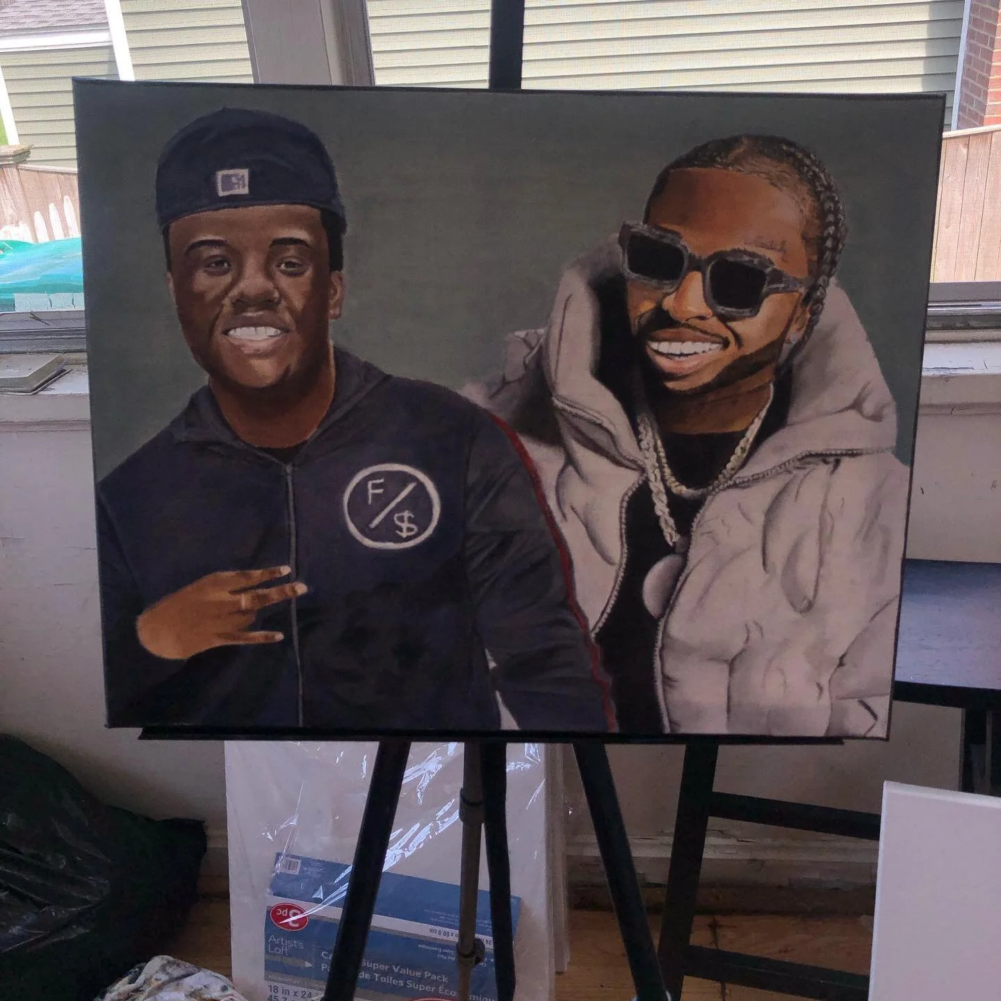 Painted my first commissioned piece/Pop Smoke painting🤩🎨🖌 

>>>Had a lot of fun with this piece, stay tuned more to come📶
#artistcheck #painting #oilpainting #creative #commissionsopen #commission #amazingart #artwork #popsmoke #thewoo #