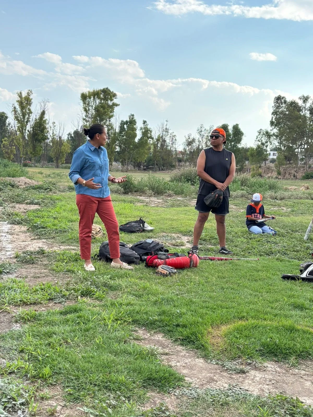 La disciplina tambi&eacute;n se aprende en equipo. El deporte ense&ntilde;a algo que vale para cualquier proyecto: talento sin constancia dif&iacute;cilmente alcanza su potencial.
#disciplina #Deporte #Juventud #Ezequielmontes