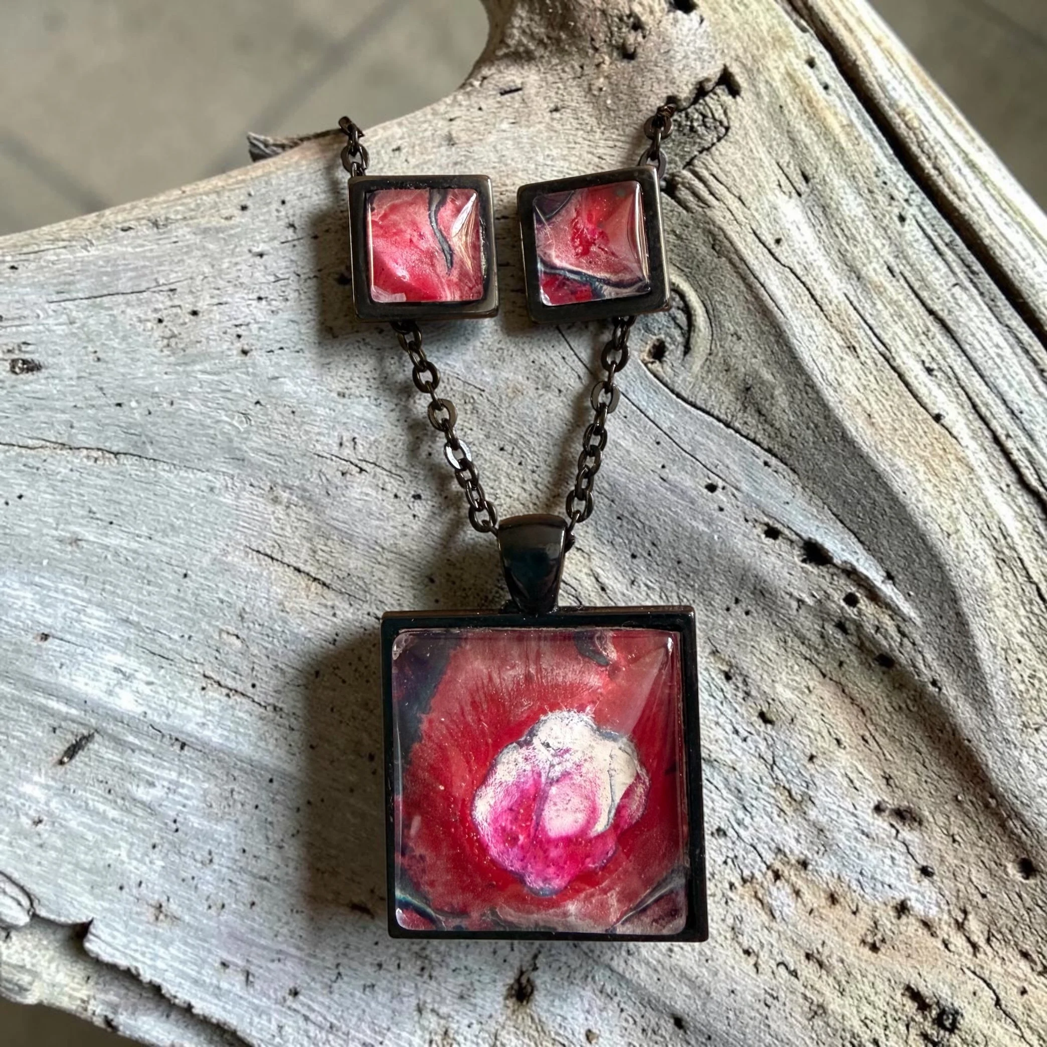 Red Square Earrings and Pendant Necklace Set
$45
