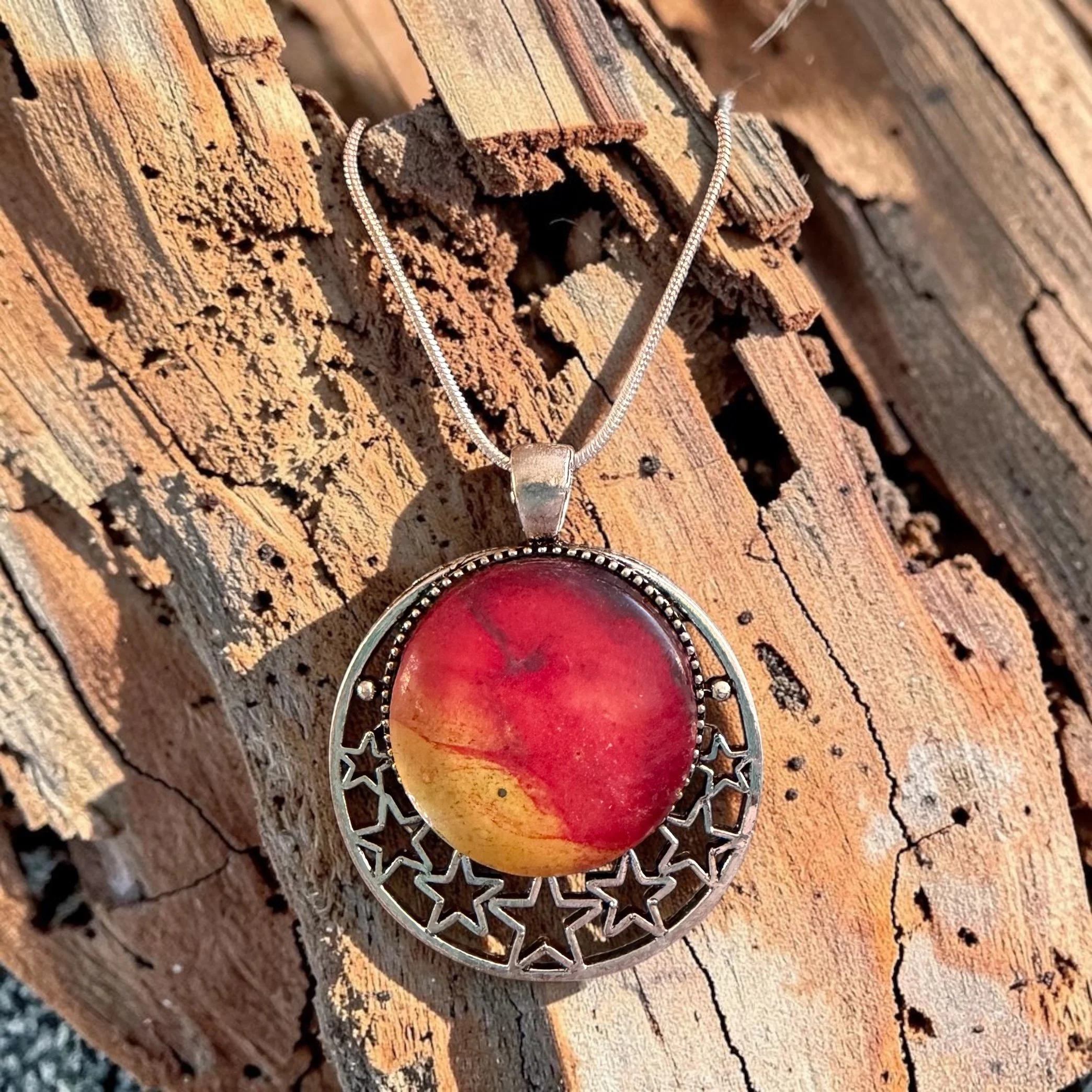Sunset Pendant Star Necklace
$35