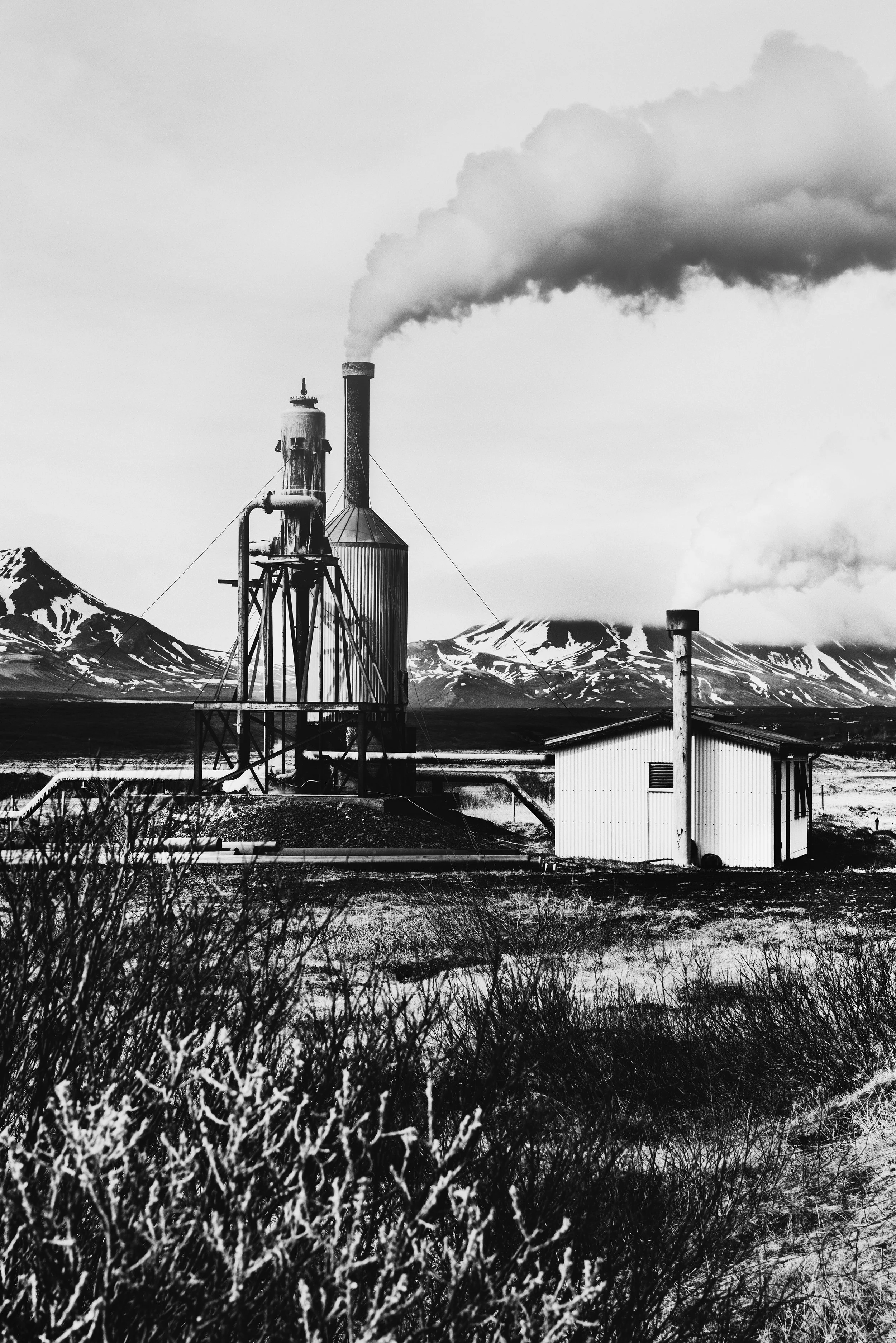 Geothermal facility in Icelandic volcanic landscape - photograph by POSTRH
