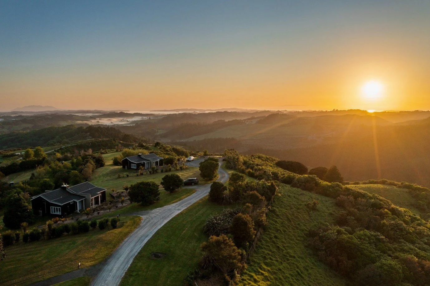 What a Stay at Woodhouse Mountain Lodge Feels Like