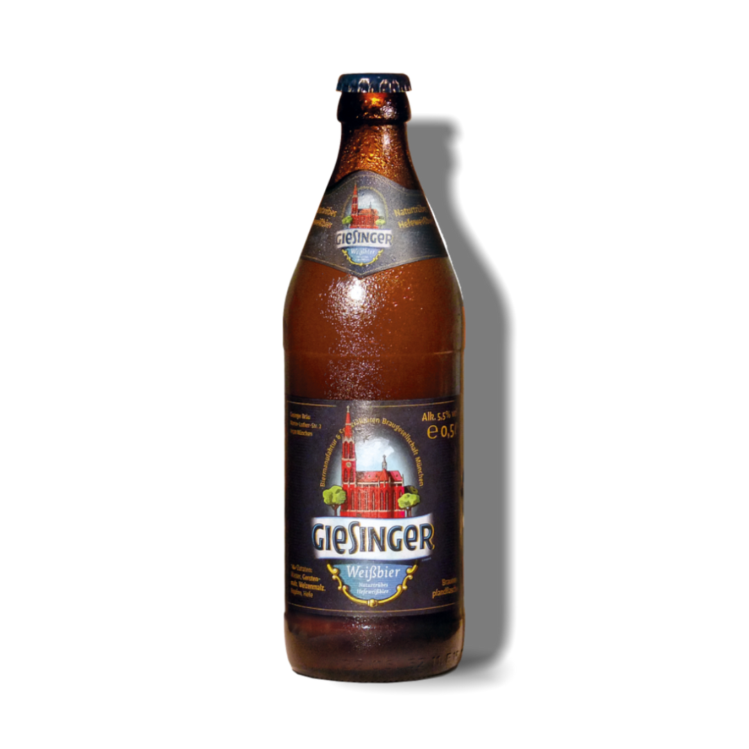 Bierflasche Giesinger Weißbier vor schwarzem Hintergrund.